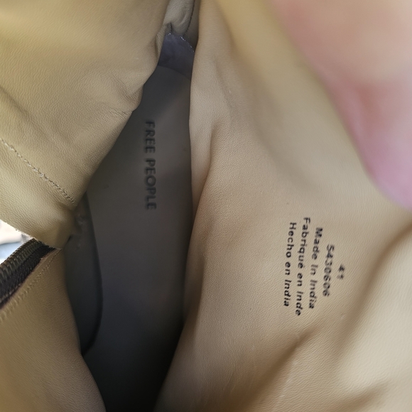 Womens Size 10 Free People Tan Leather Ankle Cowboy Boots Western - Picture 11 of 12